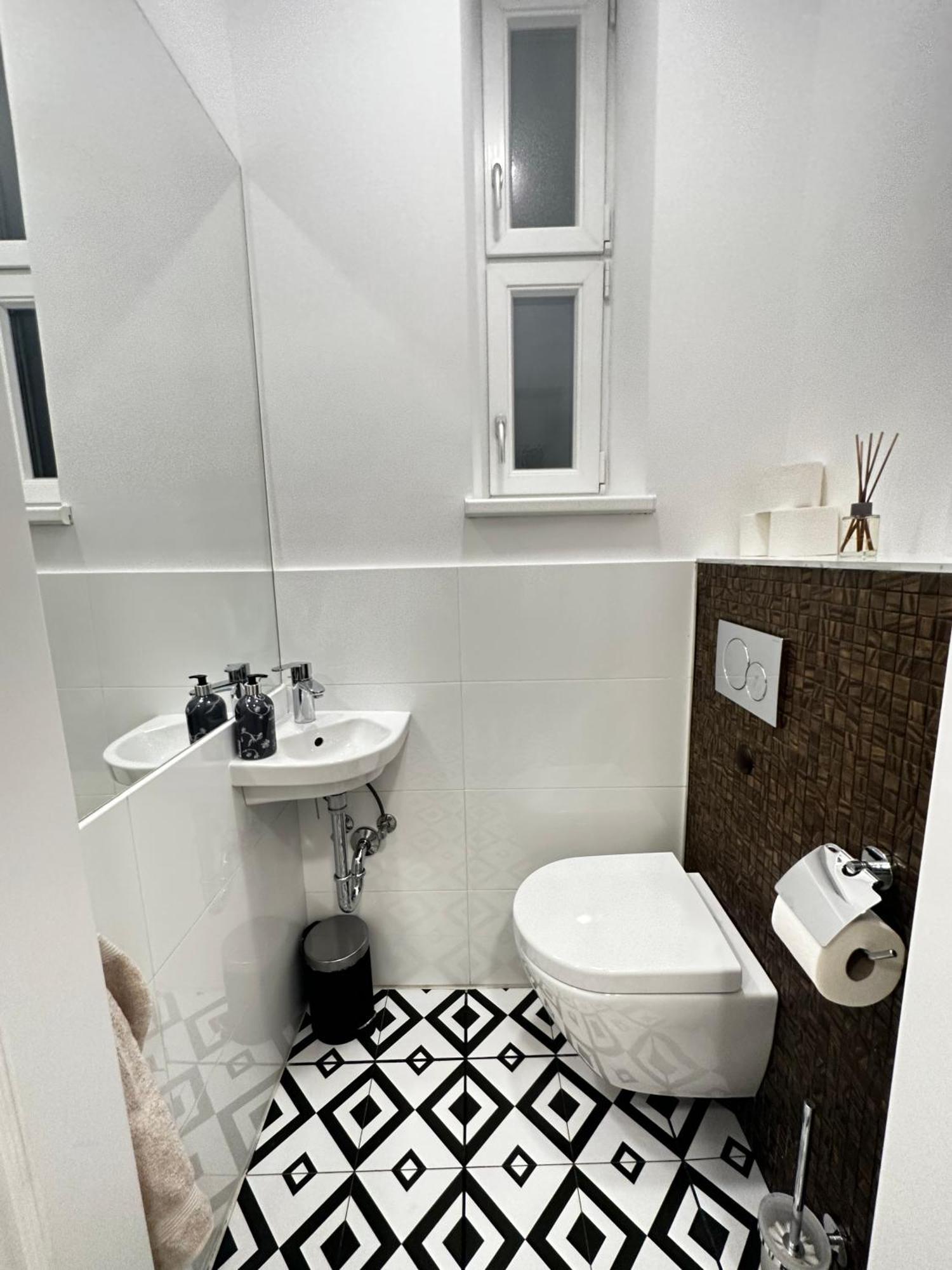 וינה Luxury 3 Bedroom Apartment Near Schoenbrunn Palace מראה חיצוני תמונה